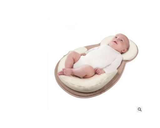 Keep your little one safe and comfortable anywhere with this Portable Newborn Baby Crib Folding Travel Bed. Lightweight, foldable, and easy to carry—perfect for travel, picnics, or visits to family and friends.