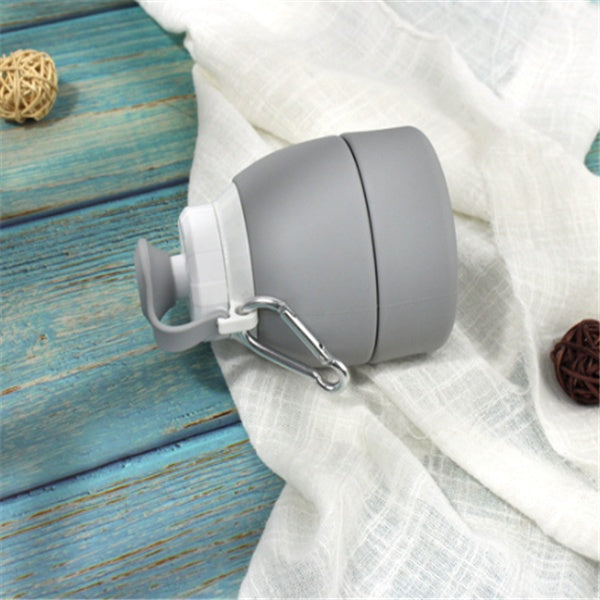 Stay hydrated anywhere with this Silicone Folding Water Bottle. Lightweight, leak-proof, and portable—perfect for travel, gym, hiking, or daily use.