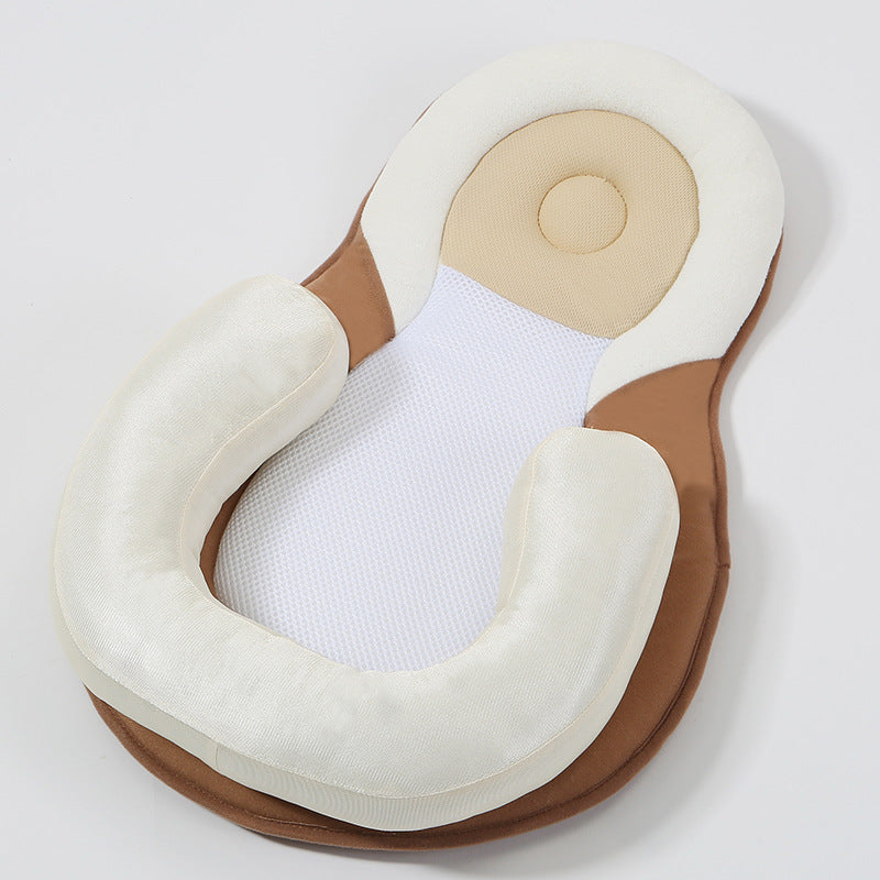 Keep your little one safe and comfortable anywhere with this Portable Newborn Baby Crib Folding Travel Bed. Lightweight, foldable, and easy to carry—perfect for travel, picnics, or visits to family and friends.