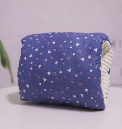 Make feeding time comfortable with this Adjustable Cotton Baby Nursing Arm Pillow. Soft, washable, and perfect for breastfeeding or bottle-feeding your infant.