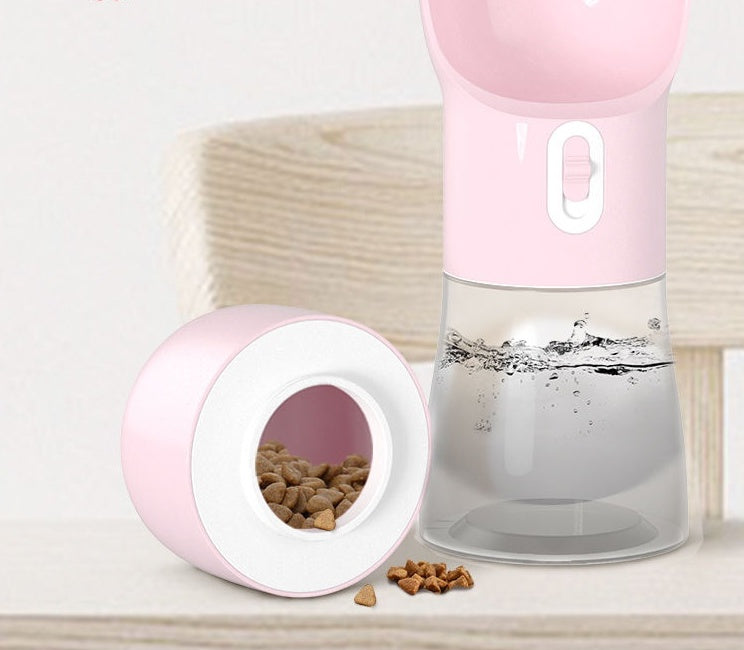 Keep your dog hydrated on the go with this Portable Dog Water Dispenser. Lightweight, leak-proof, and easy to use—perfect for walks, travel, and outdoor adventures.
