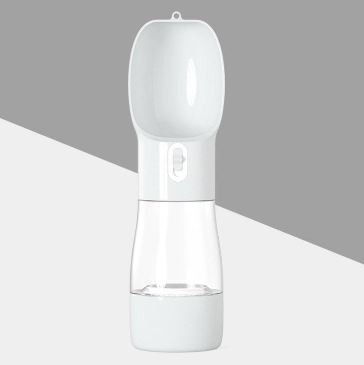 Keep your dog hydrated on the go with this Portable Dog Water Dispenser. Lightweight, leak-proof, and easy to use—perfect for walks, travel, and outdoor adventures.