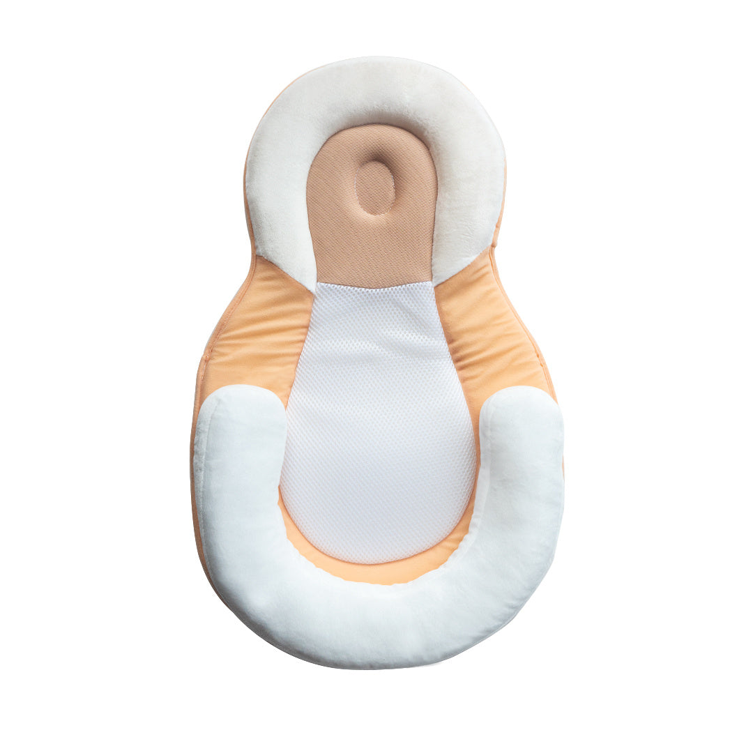 Keep your little one safe and comfortable anywhere with this Portable Newborn Baby Crib Folding Travel Bed. Lightweight, foldable, and easy to carry—perfect for travel, picnics, or visits to family and friends.