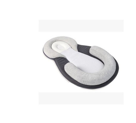 Keep your little one safe and comfortable anywhere with this Portable Newborn Baby Crib Folding Travel Bed. Lightweight, foldable, and easy to carry—perfect for travel, picnics, or visits to family and friends.