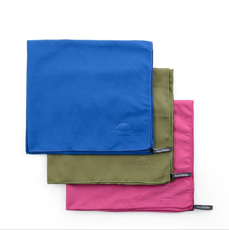 Stay dry anywhere with this Outdoor Quick-Drying Travel Towel. Lightweight, compact, and absorbent—perfect for camping, hiking, gym, or beach trips.