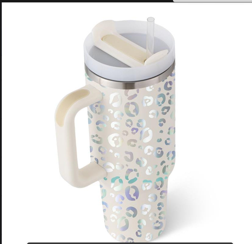 Enjoy drinks on the go with this 40oz Insulated Stainless Steel Tumbler with Handle and Straw. Spill-proof, durable, and perfect for car, gym, office, or travel use.