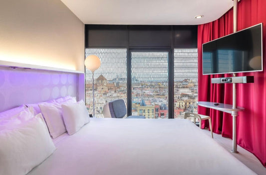 Barcelona City Break — 4★ Hotel in Central Location
