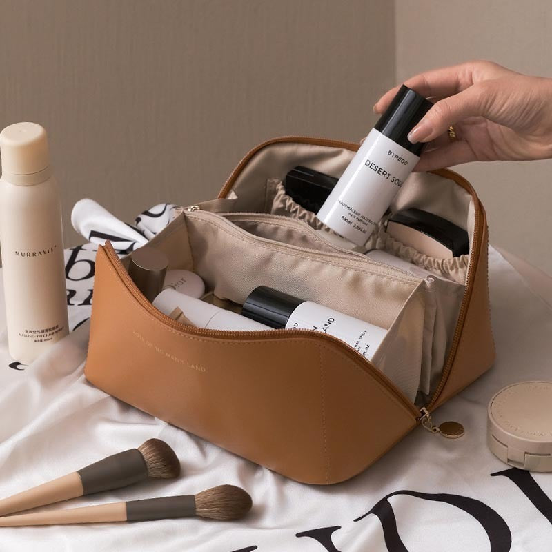 Keep all your beauty essentials organized with this Large Capacity Travel Cosmetic Bag. Multifunctional, spacious, and stylish—perfect for women on the go.