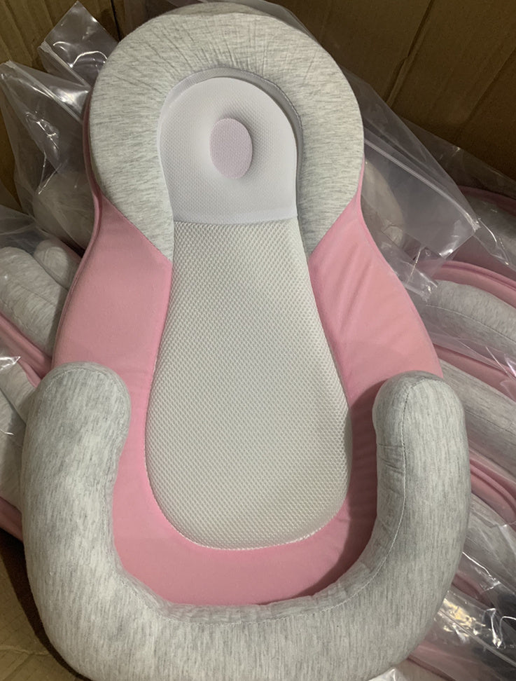 Keep your little one safe and comfortable anywhere with this Portable Newborn Baby Crib Folding Travel Bed. Lightweight, foldable, and easy to carry—perfect for travel, picnics, or visits to family and friends.