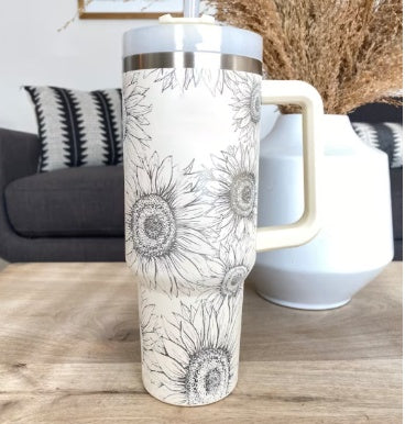 Enjoy drinks on the go with this 40oz Insulated Stainless Steel Tumbler with Handle and Straw. Spill-proof, durable, and perfect for car, gym, office, or travel use.